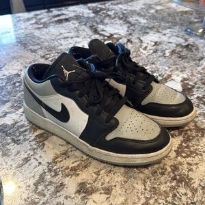 Used no rips or holes